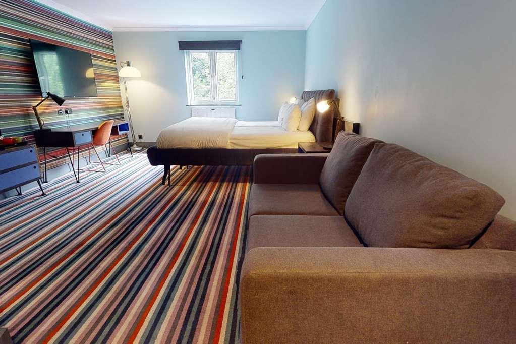 Village Hotel كارديف الغرفة الصورة