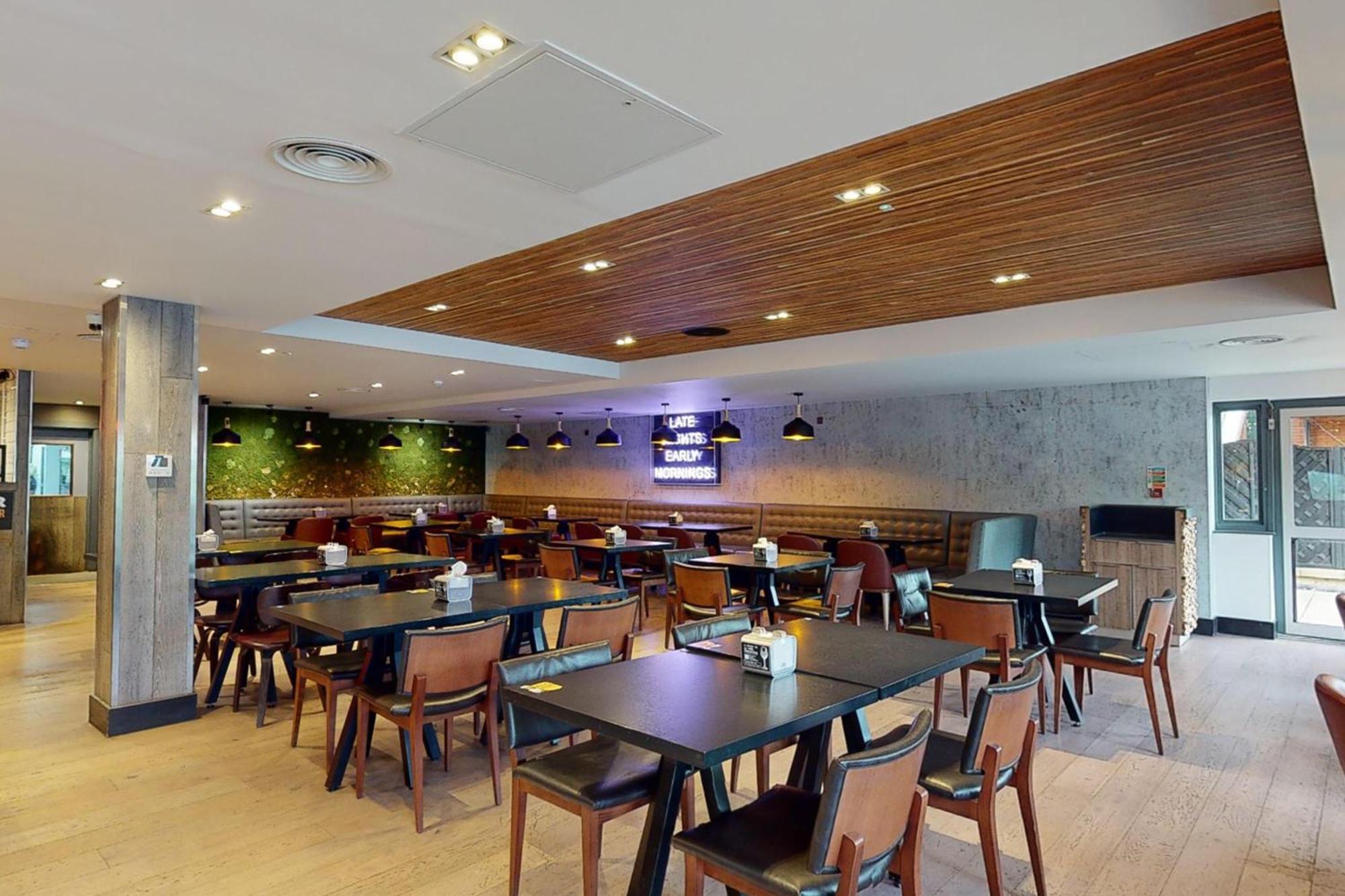 Village Hotel كارديف المظهر الخارجي الصورة