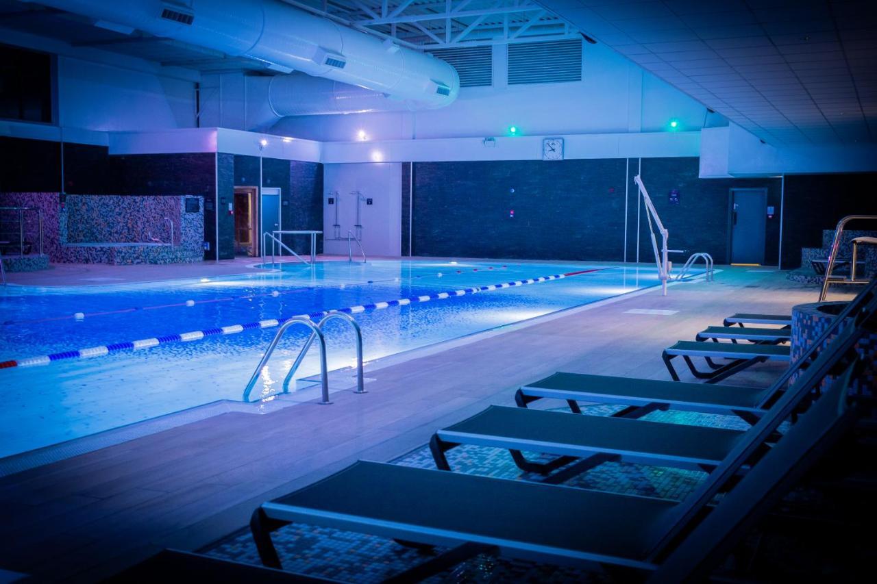 Village Hotel كارديف المظهر الخارجي الصورة